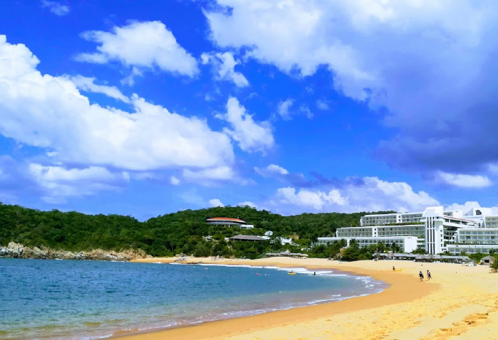 playa conejos huatulco